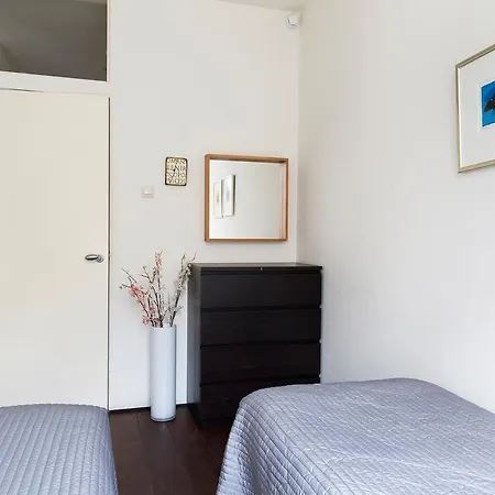 The Original Apartment *